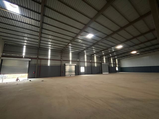 10,000 sqft warehouse in Ahmedabad, Gujarat