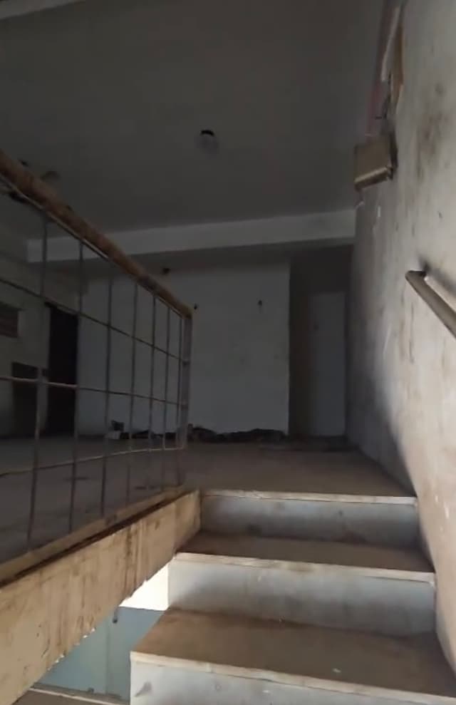 1,350 sqft warehouse in Rajkot, Gujarat