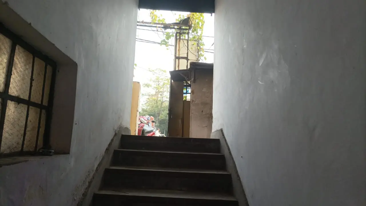 10,000 sqft warehouse in Okhla, Delhi — photo 1 of 4