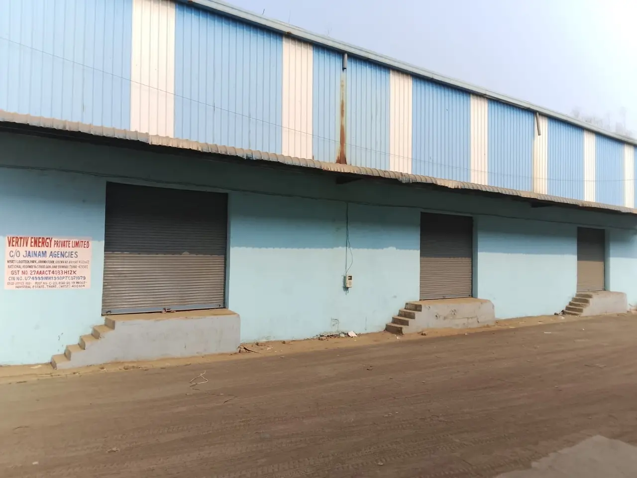 33,000 sqft warehouse in Thane, Maharashtra — photo 1 of 9