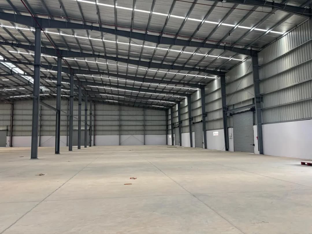 23,000 sqft warehouse in Ahmedabad, Gujarat — photo 1 of 14