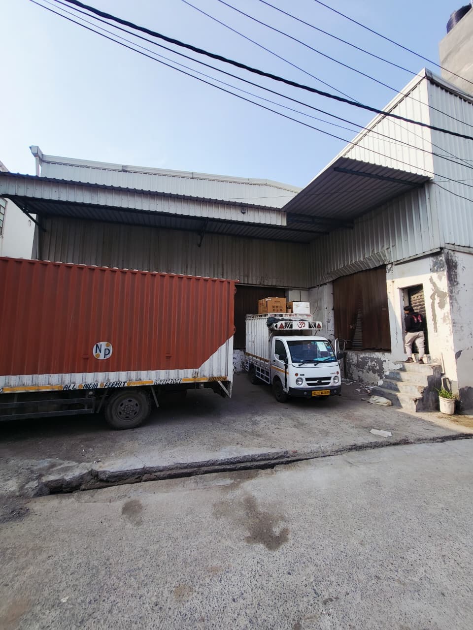 4,500 sqft warehouse in Delhi, Delhi — photo 1 of 5