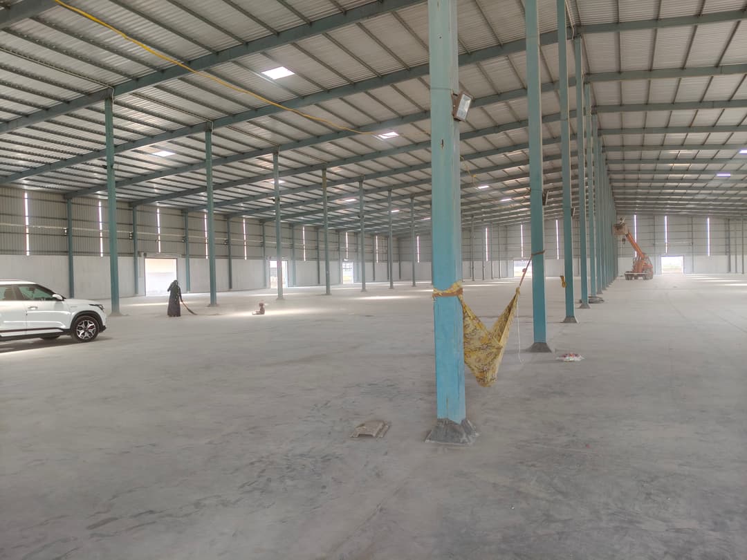 100,000 sqft warehouse in Ahmedabad, Gujarat — photo 1 of 13
