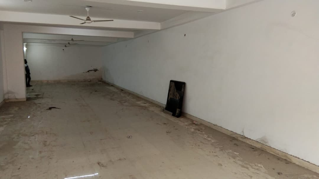 1,500 sqft warehouse in Delhi, New Delhi — photo 1 of 5