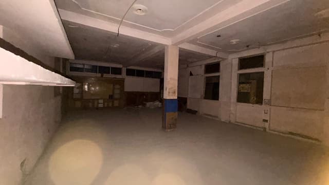 2,700 sqft warehouse in Delhi, New Delhi