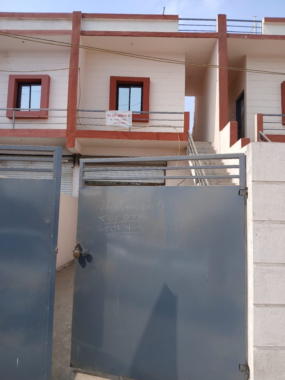 2,000 sqft warehouse in Rajkot, Gujarat — photo 1 of 5