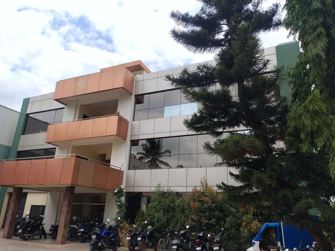 3,000 sqft warehouse in Bangalore, Karnataka — photo 1 of 14