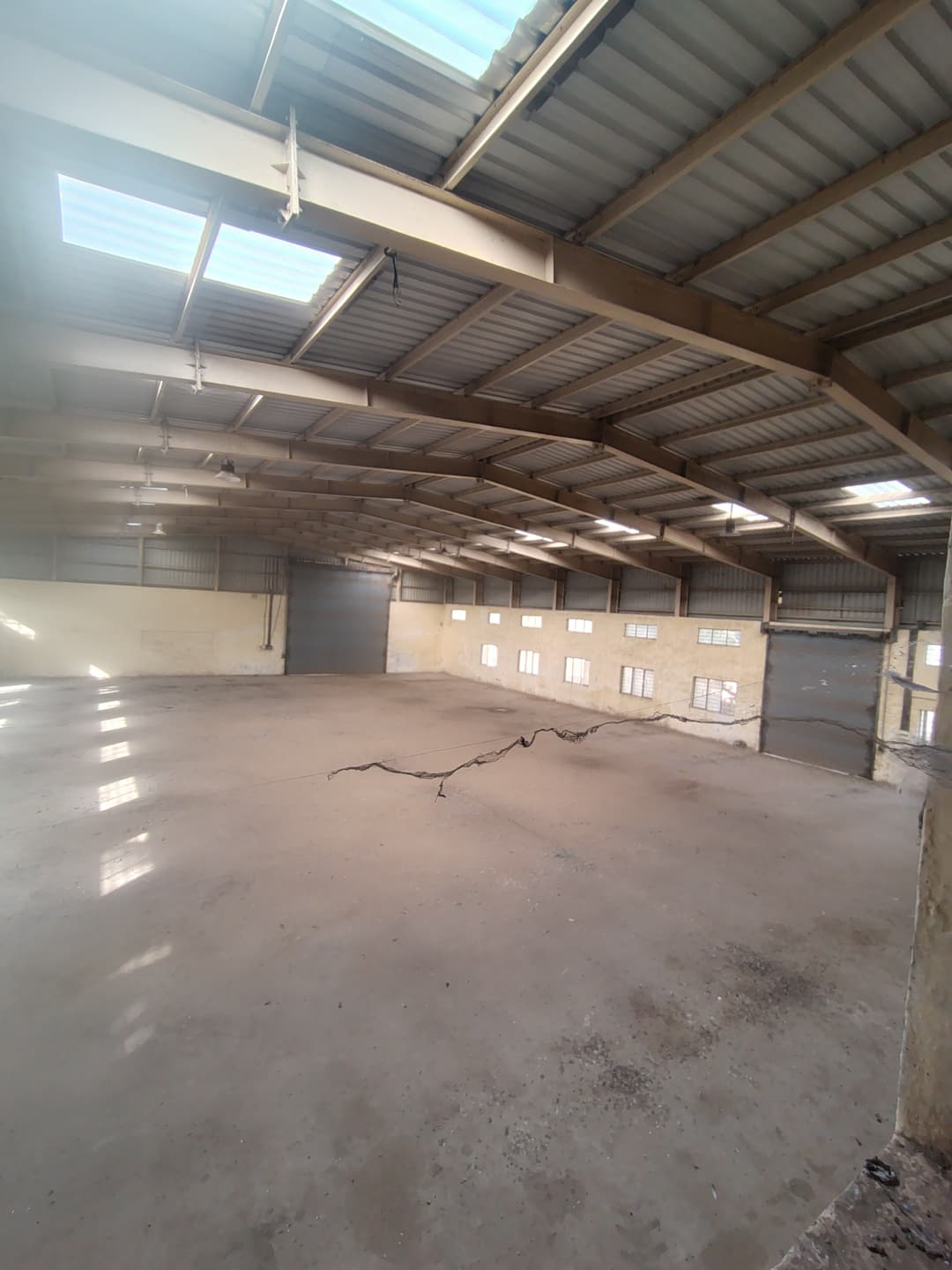 27,500 sqft warehouse in Bangalore, Karnataka — photo 1 of 12