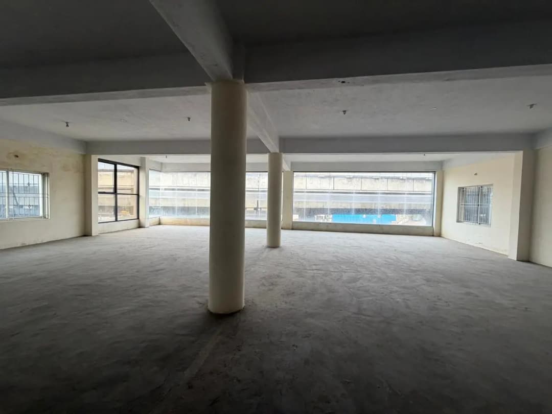 10,000 sqft warehouse in Bengaluru, Karnataka — photo 1 of 5