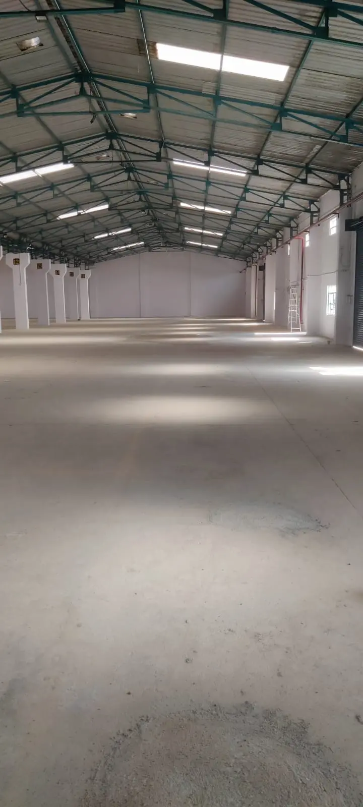 65,000 sqft warehouse in Bengaluru, Karnataka — photo 1 of 14