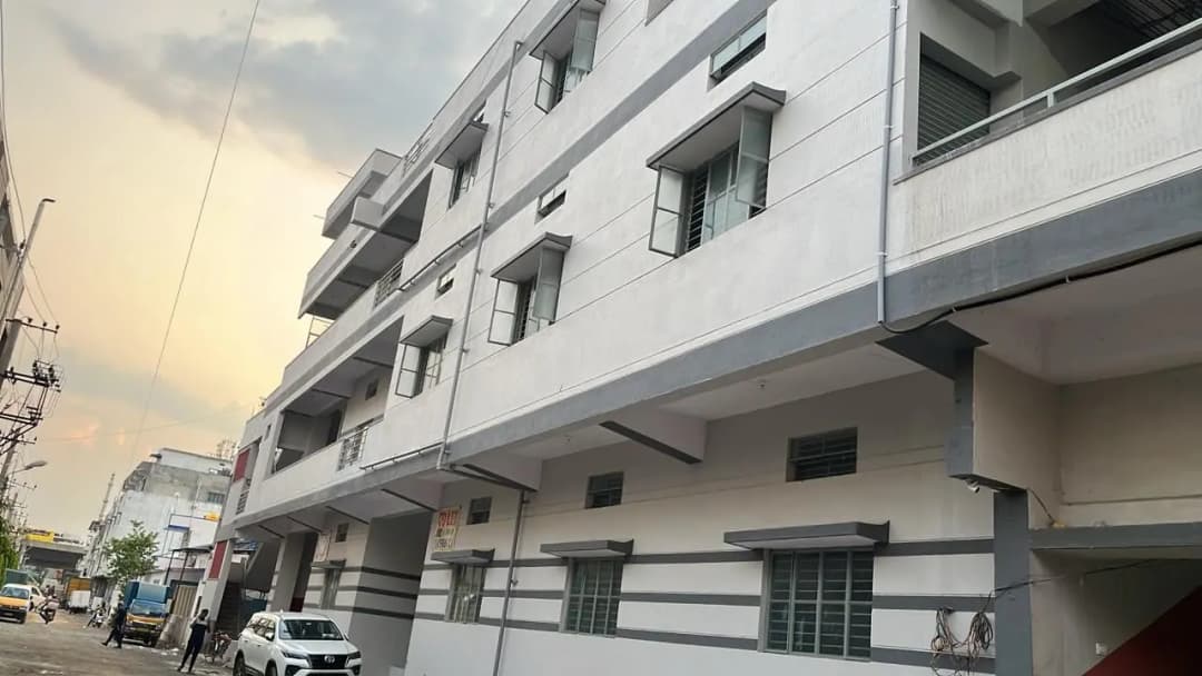 7,000 sqft warehouse in Bengaluru, Karnataka — photo 1 of 3