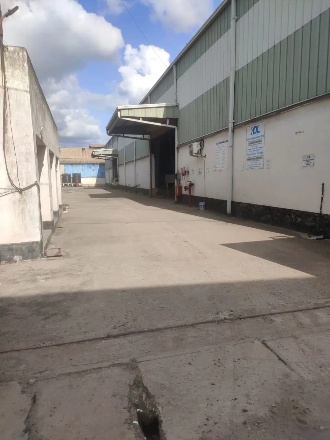 30,000 sqft warehouse in Kolkata, West Bengal — photo 1 of 7