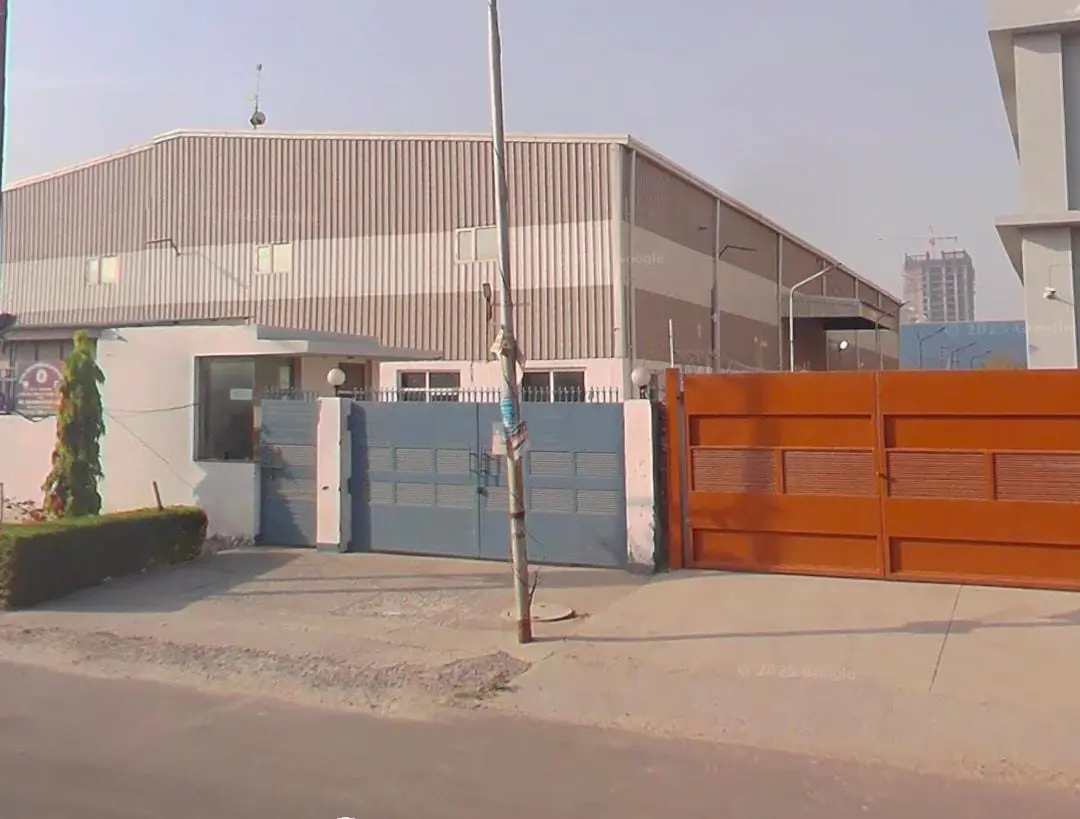 25,000 sqft warehouse in Noida, Uttar Pradesh — photo 1 of 3