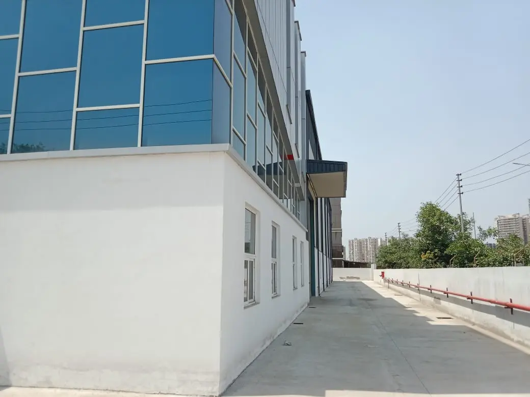 30,000 sqft warehouse in Noida, Uttar Pradesh — photo 1 of 3