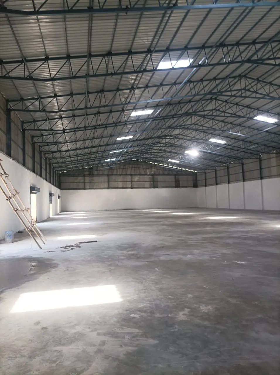 20,000 sqft warehouse in Guwahati, Assam — photo 1 of 4