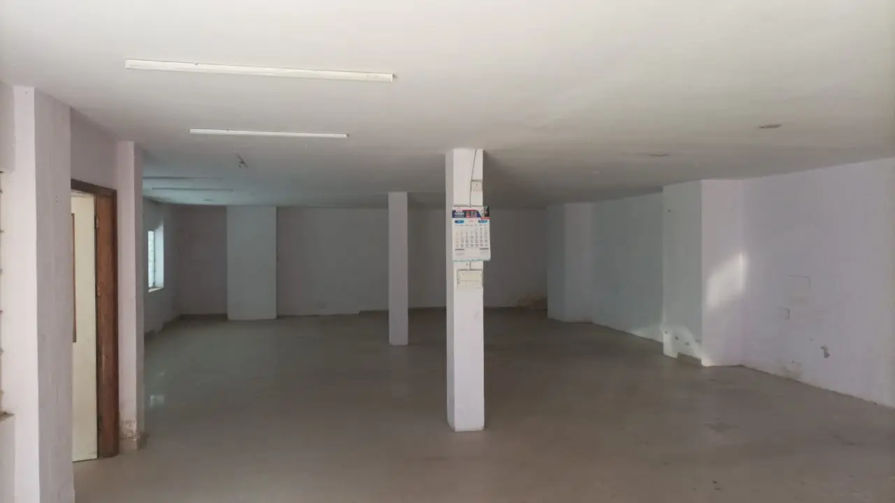 2,000 sqft warehouse in Okhla, Delhi — photo 1 of 6