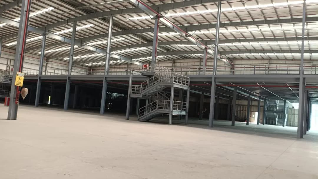 250,000 sqft warehouse in Alipur, Delhi — photo 1 of 6