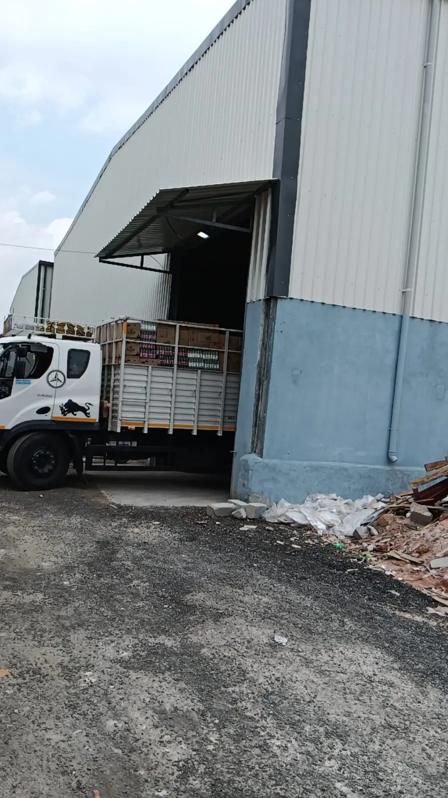 10,000 sqft warehouse in Bangalore, Karnataka — photo 1 of 4