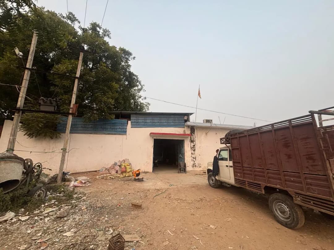 5,000 sqft warehouse in Lucknow, Uttar Pradesh — photo 1 of 8