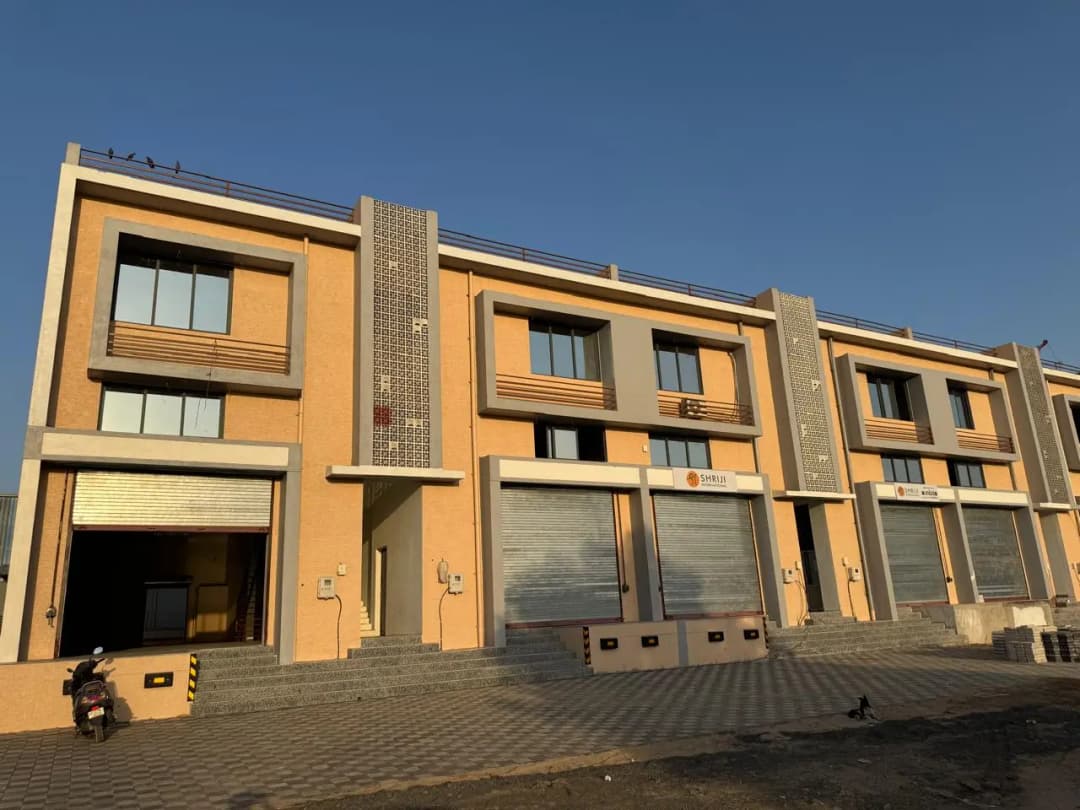 5,000 sqft warehouse in Ahmedabad, Gujarat — photo 1 of 6