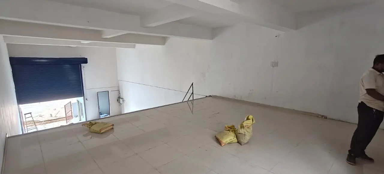 4,600 sqft warehouse in Ahmedabad, Gujarat — photo 1 of 8