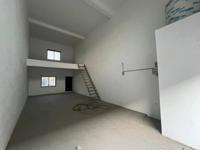 3,600 sqft warehouse in Ahmedabad, Gujarat