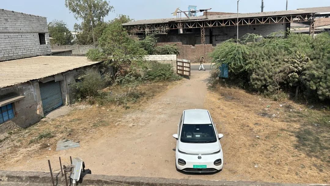 20,000 sqft warehouse in Ahmedabad, Gujarat — photo 1 of 2