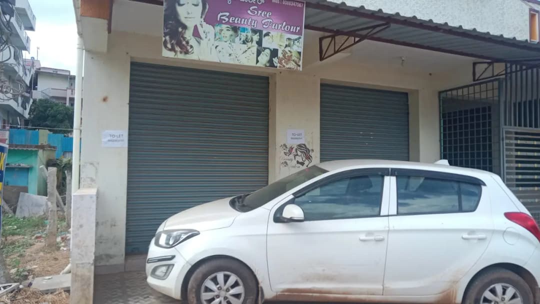 195 sqft warehouse in Bangalore, Karnataka — photo 1 of 2