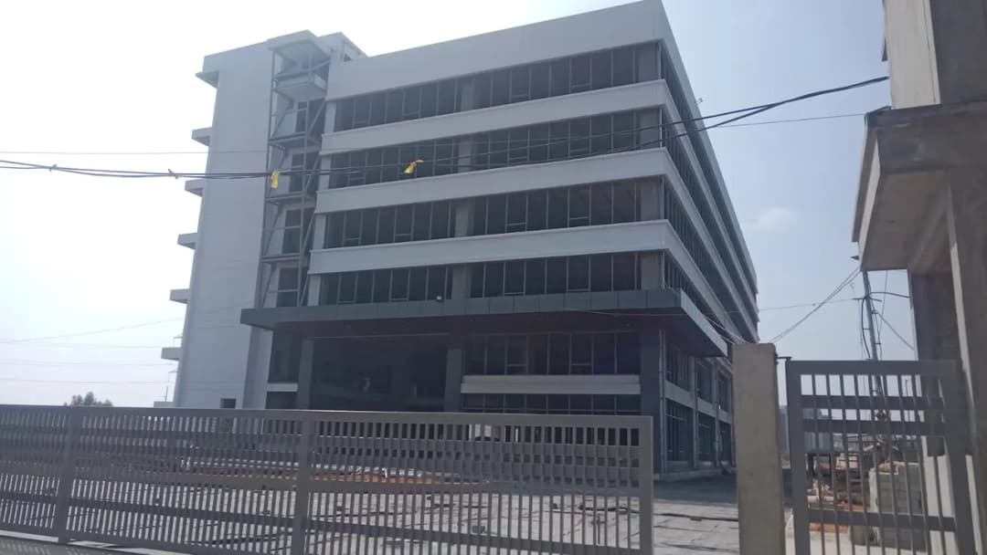 100,000 sqft warehouse in Bangalore, Karnataka — photo 1 of 6
