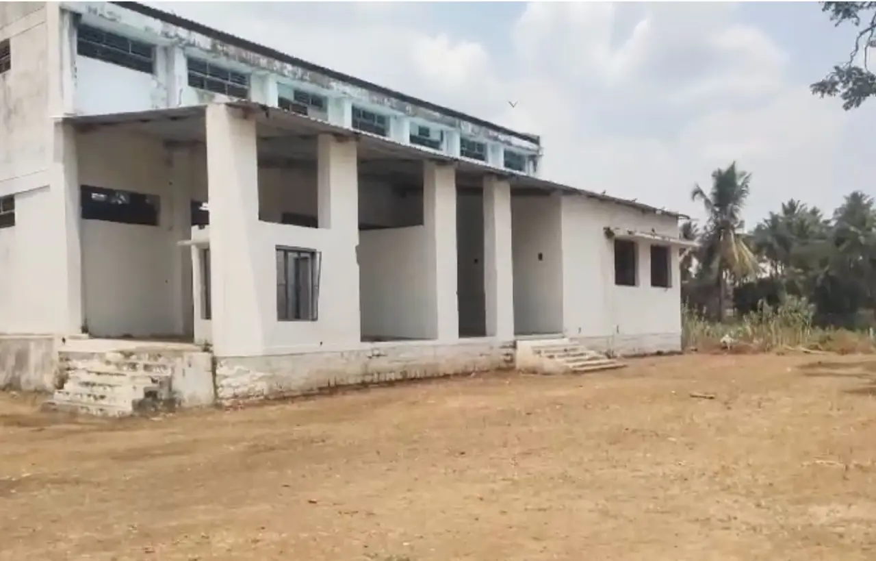 12,000 sqft warehouse in Bangalore, Karnataka — photo 1 of 6