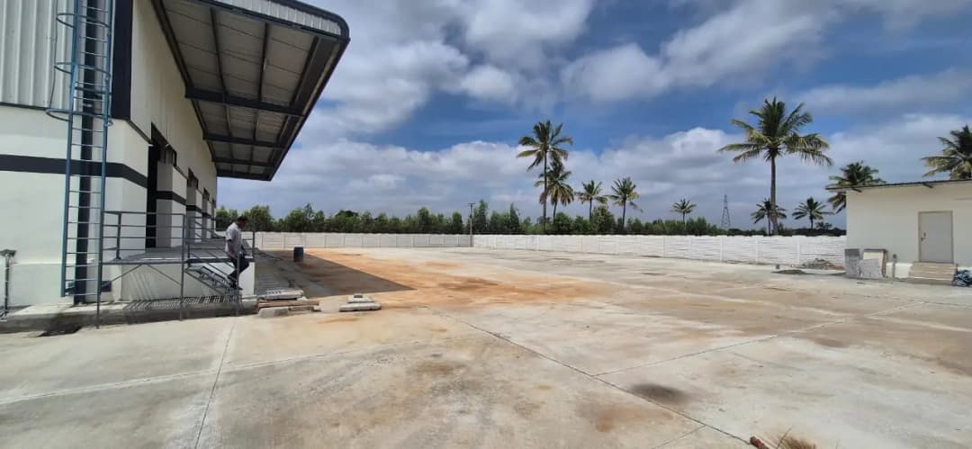 11,000 sqft warehouse in Bengaluru, Karnataka — photo 1 of 6