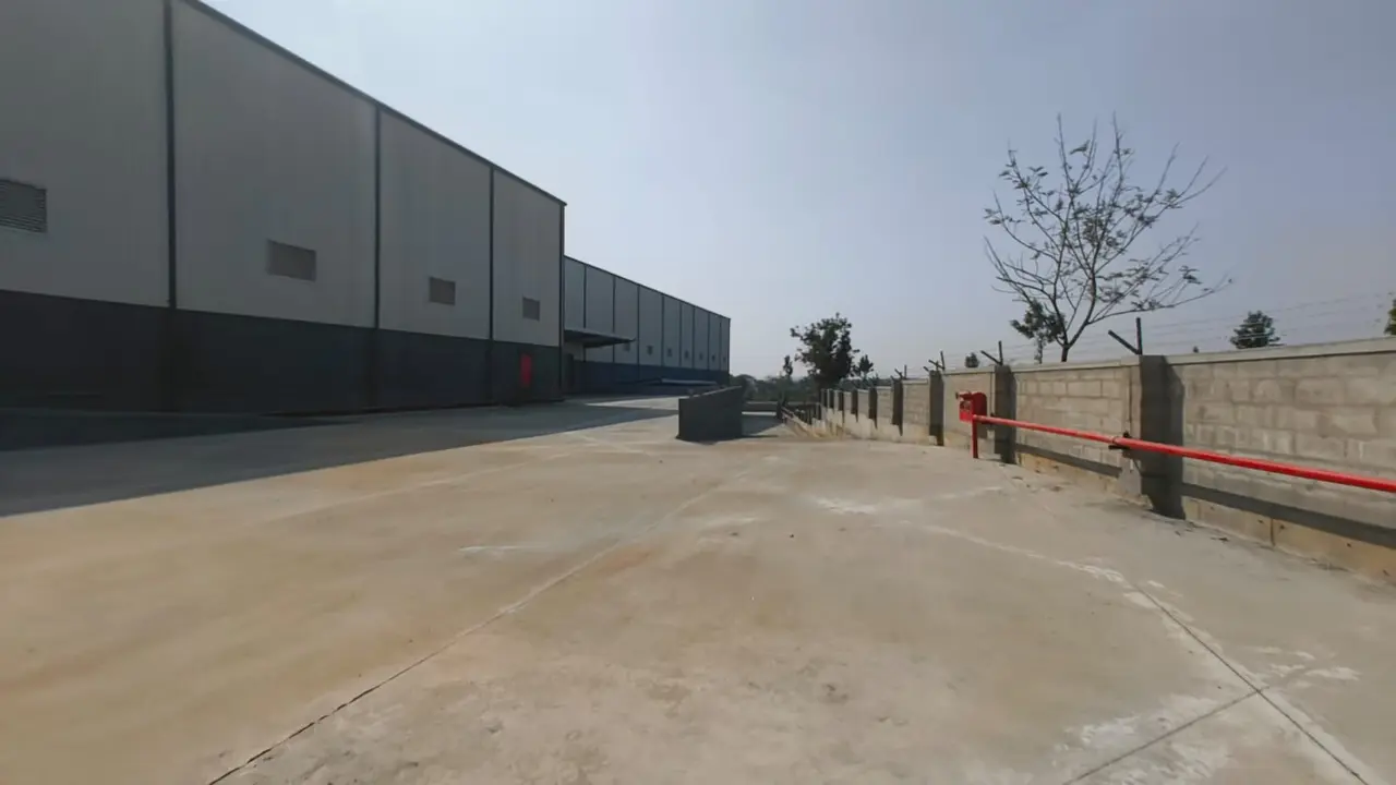 67,000 sqft warehouse in Bangalore, Karnataka — photo 1 of 11