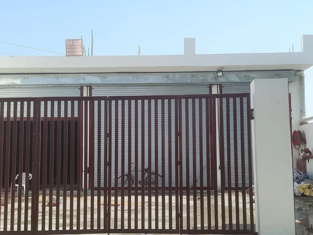 14,000 sqft warehouse in Lucknow, Uttar Pradesh — photo 1 of 4