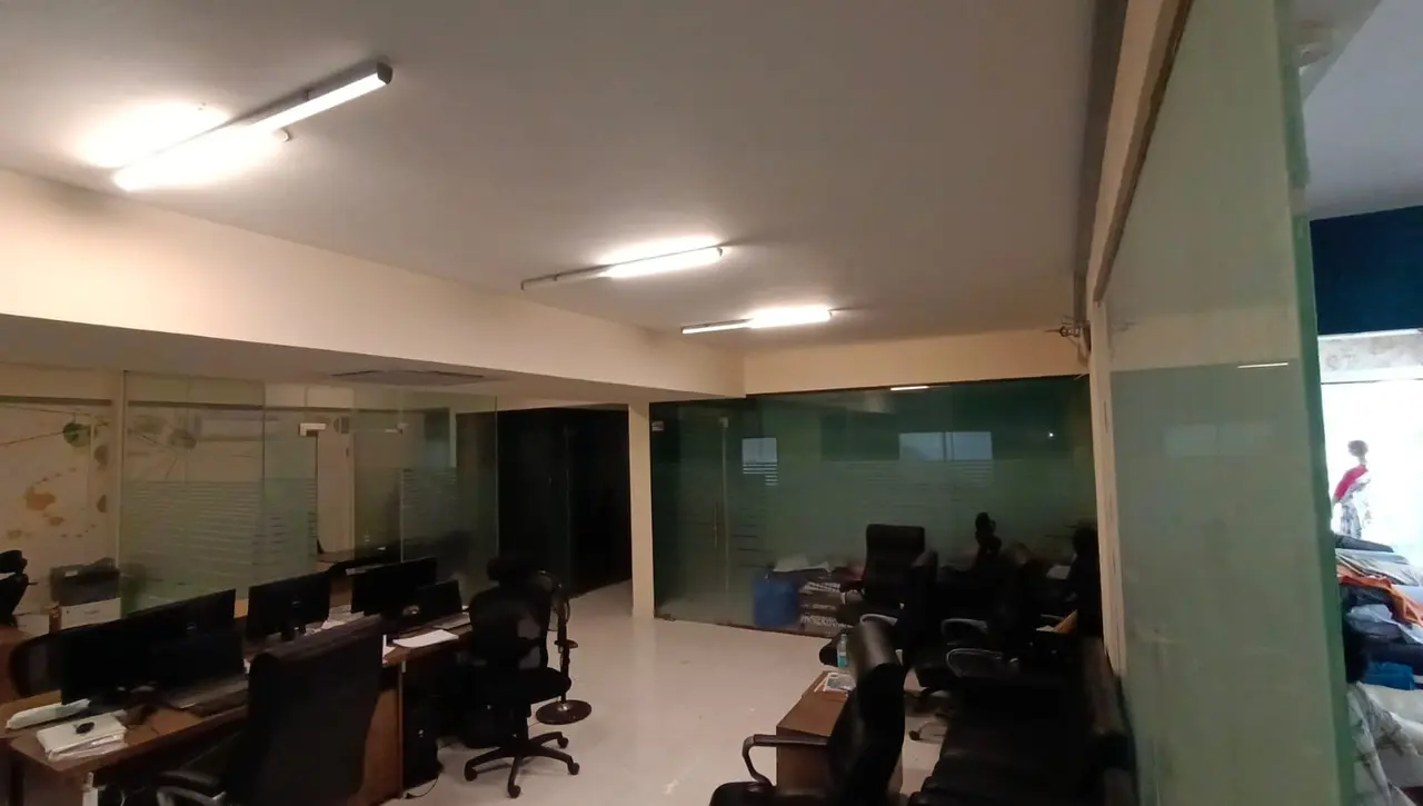 6,000 sqft warehouse in Bengaluru, Karnataka — photo 1 of 17