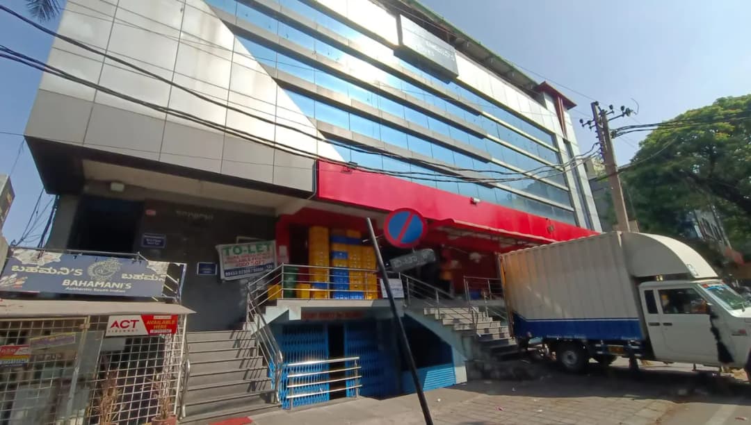 8,000 sqft warehouse in Bengaluru, Karnataka — photo 1 of 16