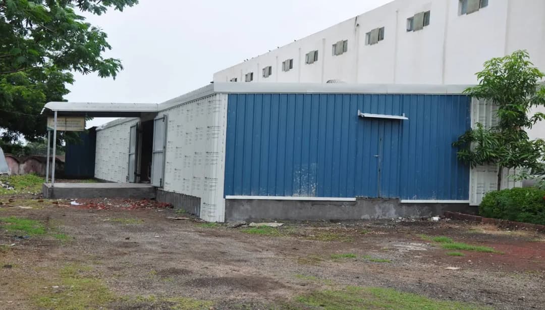 2,500 sqft warehouse in Rajkot, Uttar Pradesh — photo 1 of 2