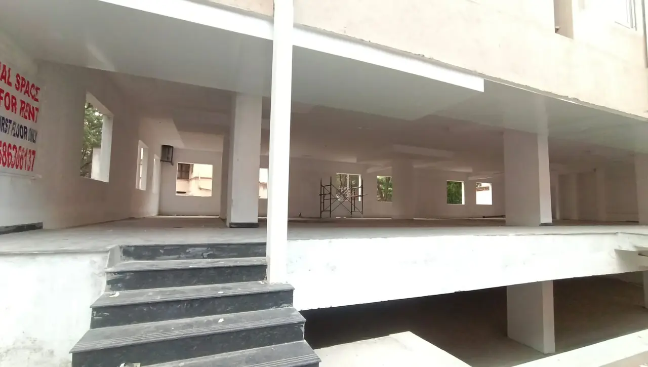 4,127 sqft warehouse in Bengaluru, Karnataka — photo 1 of 12