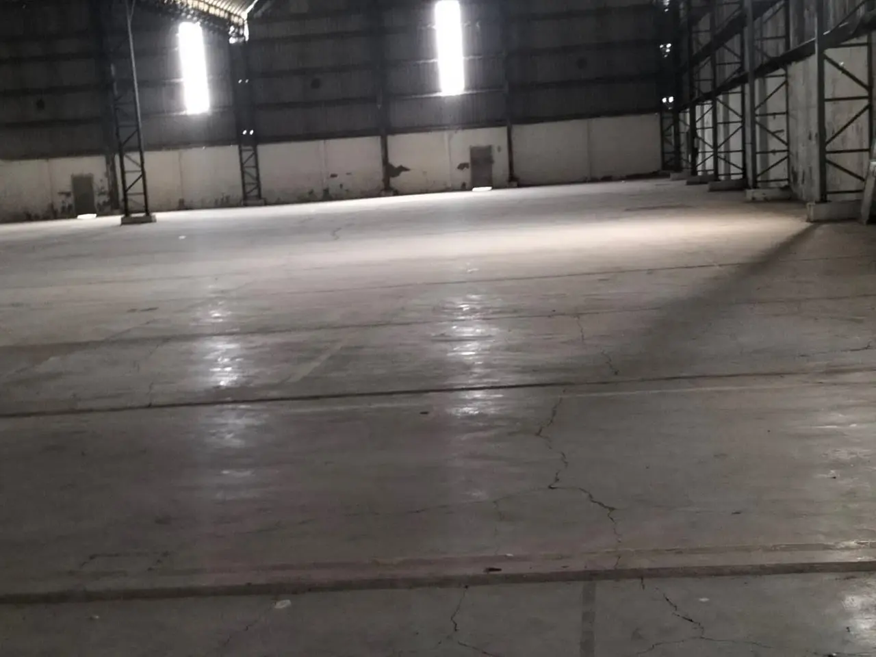 10,000 sqft warehouse in Navi Mumbai, Maharashtra — photo 1 of 10