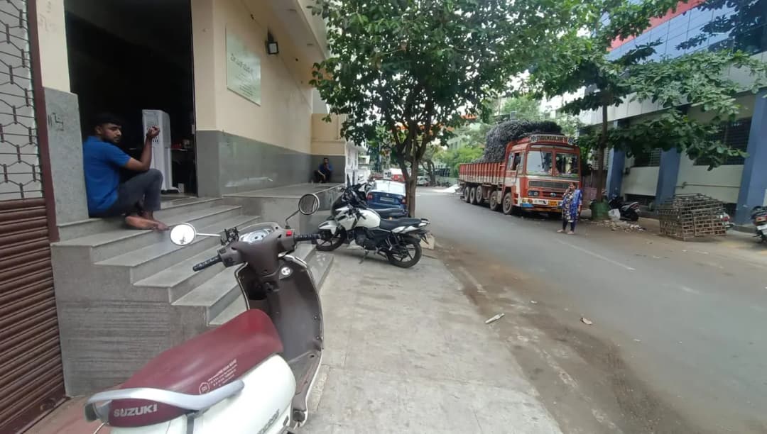 6,000 sqft warehouse in Bengaluru, Karnataka — photo 1 of 12