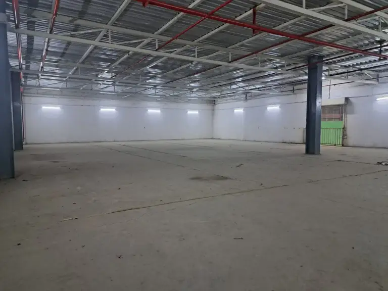 50,000 sqft warehouse in Pune, Maharashtra